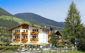 Aparthotel Garni Schranz  3*